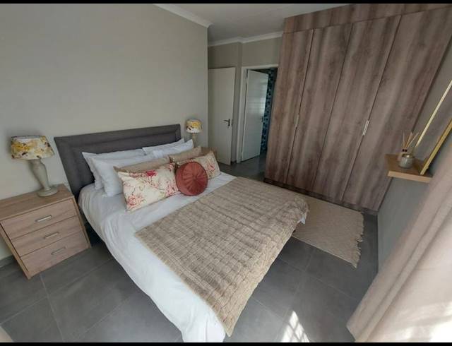 2 BEDROOM HOUSE FOR SALE IN VANDERBIJLPARK CW 5